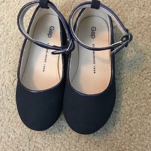 Navy blue toddler GAP Flats